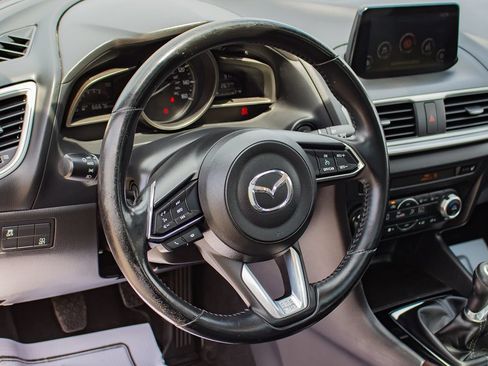 Used 2017 MAZDA MAZDA3 Touring FWD image 21