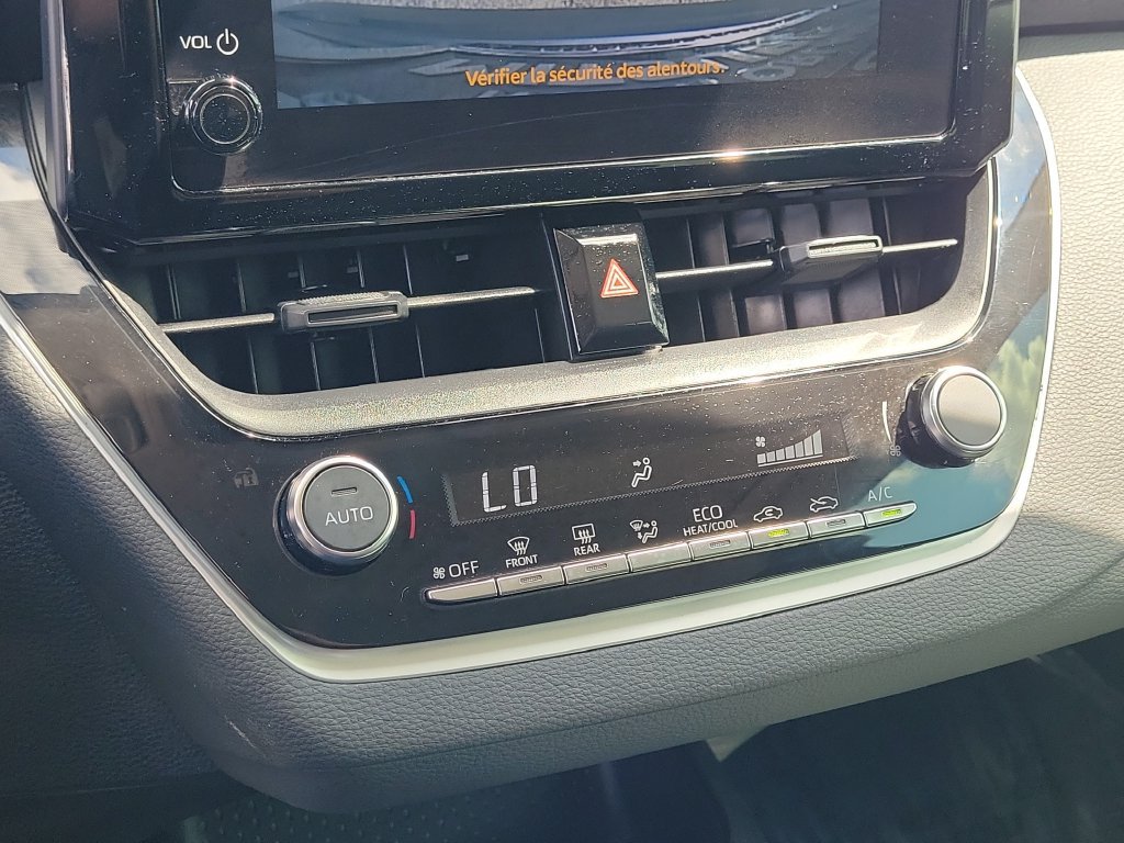 Used 2023 Toyota Corolla LE FWD image 21