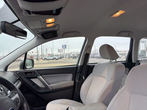 Used 2018 Subaru Forester 2.5i w/ Alloy Wheel Package image 8