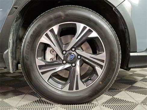 Certified 2025 Subaru Crosstrek 2.0i Premium image 11