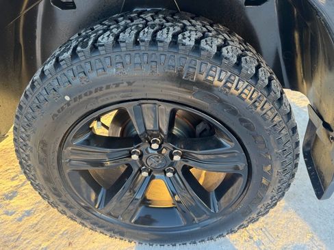 Used 2018 RAM 1500 Sport w/ Sport Premium Group image 16