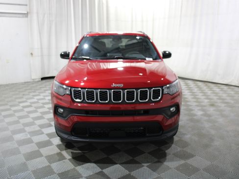 New 2025 Jeep Compass Latitude w/ Convenience Group image 31