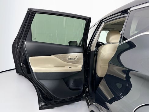 Used 2023 Nissan Murano SL w/ SL Moonroof Package image 27