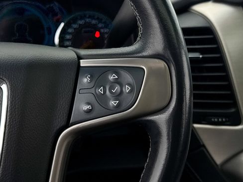 Used 2020 GMC Yukon XL Denali w/ Open Road Package image 34