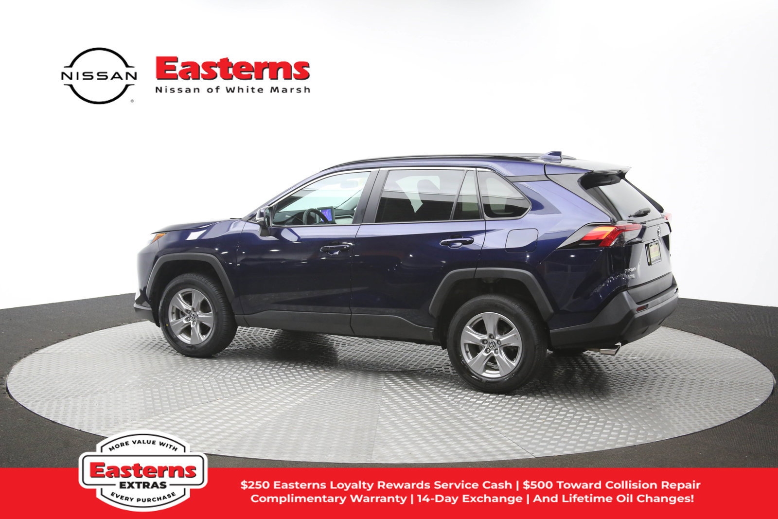 Used 2024 Toyota RAV4 XLE FWD image 62