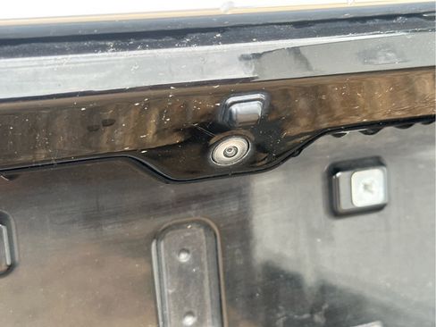 Used 2022 Jeep Wagoneer Series III w/ Premium Group I image 18