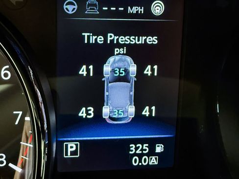 Used 2022 Nissan Rogue Sport SL w/ Premium Package image 34