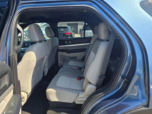 Used 2018 Ford Explorer 4WD image 13