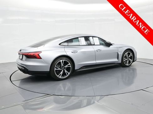 Used 2024 Audi e-tron GT Premium Plus image 7