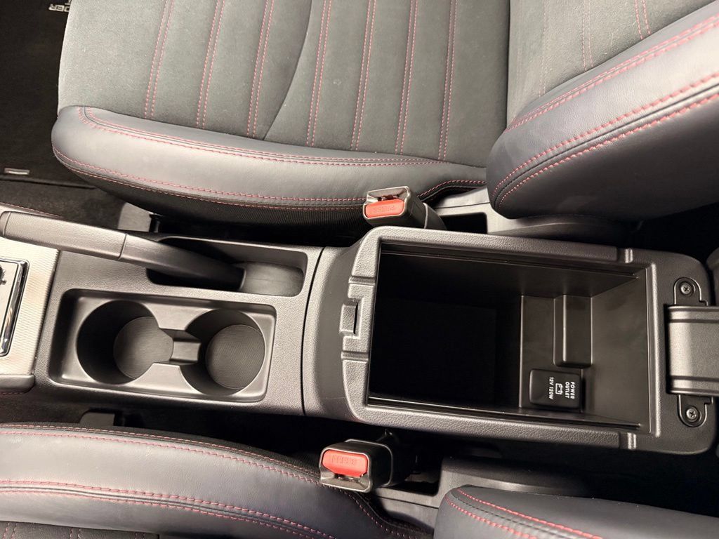 Used 2025 Mitsubishi Outlander Sport SE AWD/4WD image 27