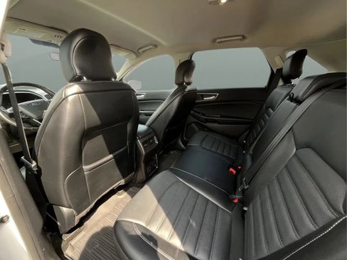 Used 2018 Ford Edge SEL w/ Equipment Group 201A FWD image 13