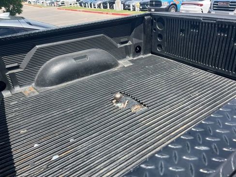 Used 2017 RAM 2500 Laramie AWD/4WD image 5