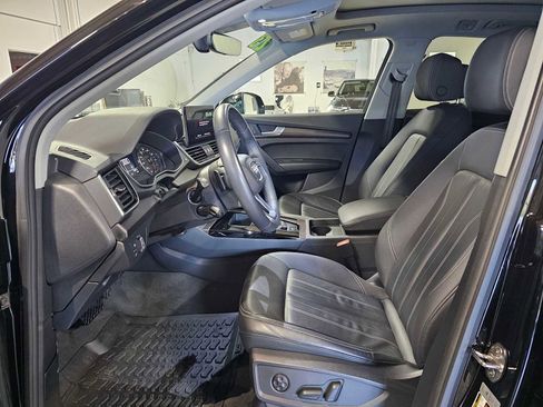 Used 2023 Audi Q5 2.0T Premium w/ Convenience Package image 23