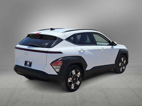 Certified 2025 Hyundai Kona SEL FWD image 8