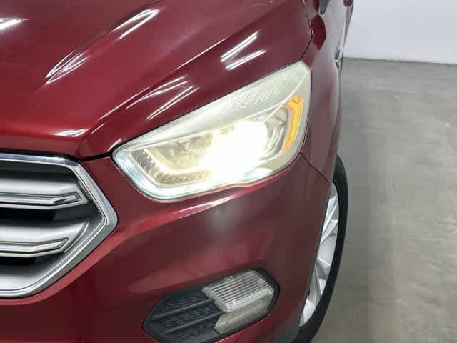 Used 2017 Ford Escape SE w/ Equipment Group 201A FWD image 31