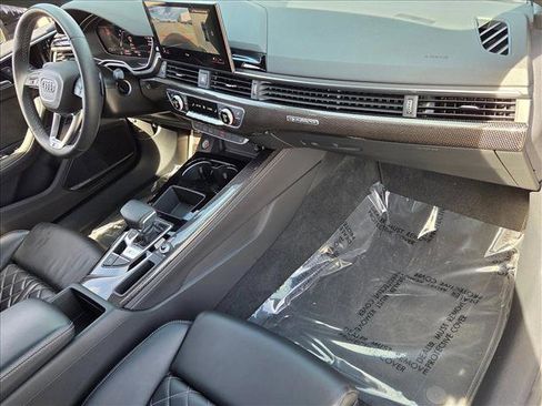 Used 2022 Audi S5 Premium Plus w/ Premium Plus Package image 23