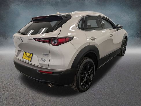 Used 2022 MAZDA CX-30 2.5 Turbo w/ Premium Package image 4