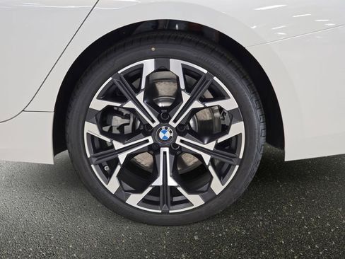 New 2026 BMW 330i xDrive Sedan w/ Driving Assistance Package image 23