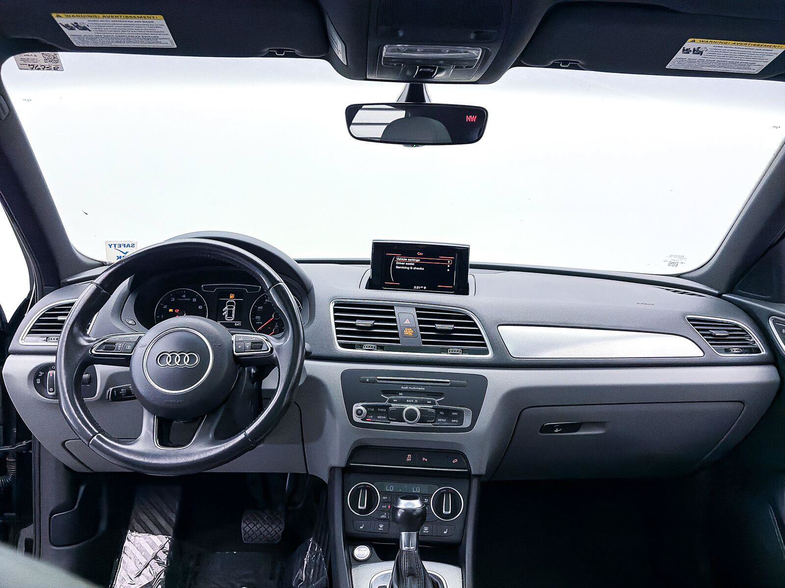 Used 2018 Audi Q3 2.0T Premium w/ Convenience Package FWD image 15
