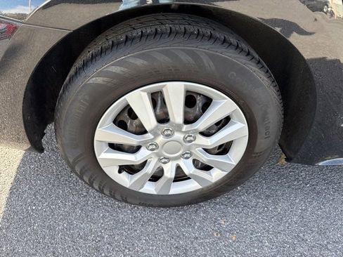 Used 2014 Volkswagen Jetta S image 9