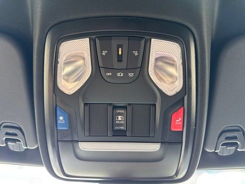 New 2026 RAM 1500 Express AWD/4WD image 19