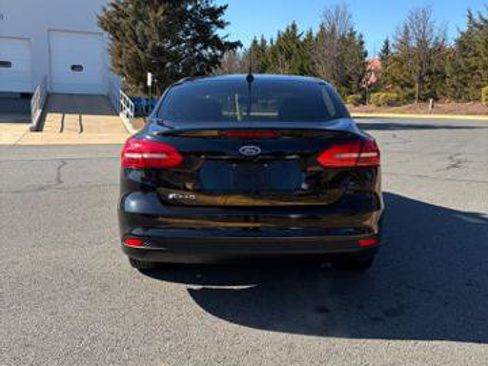 Used 2018 Ford Focus S image 5