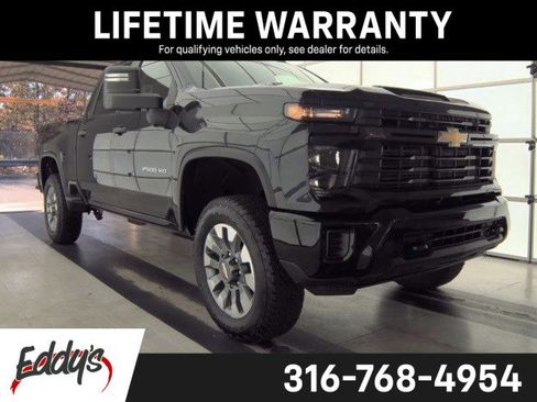Used 2024 Chevrolet Silverado 2500 Custom w/ Custom Convenience Package image 1