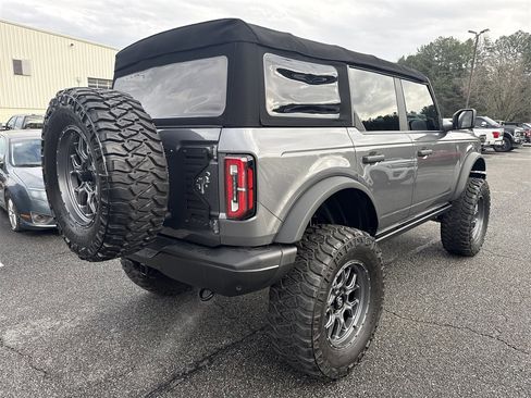 Used 2021 Ford Bronco Badlands image 7