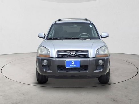 Used 2009 Hyundai Tucson SE AWD/4WD image 3