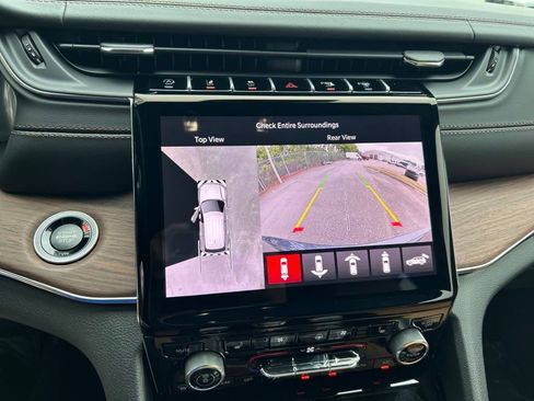 New 2025 Jeep Grand Cherokee Summit w/ Adv Protech Group IV image 15