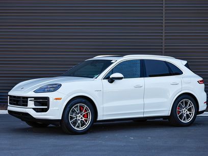 New 2025 Porsche Cayenne S