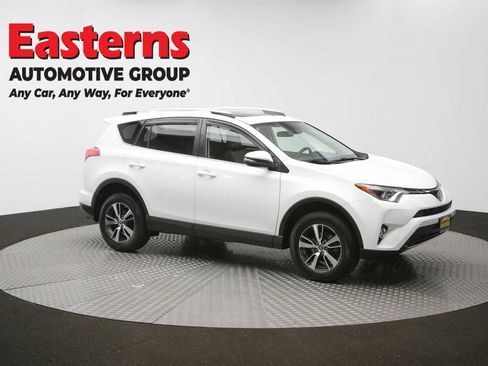 Used 2018 Toyota RAV4 XLE AWD/4WD image 50