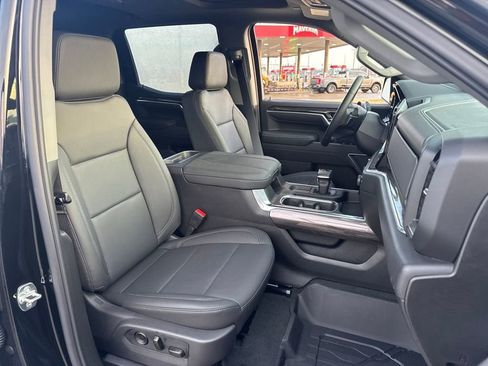 New 2026 Chevrolet Silverado 1500 LTZ w/ LTZ Premium Package AWD/4WD image 13