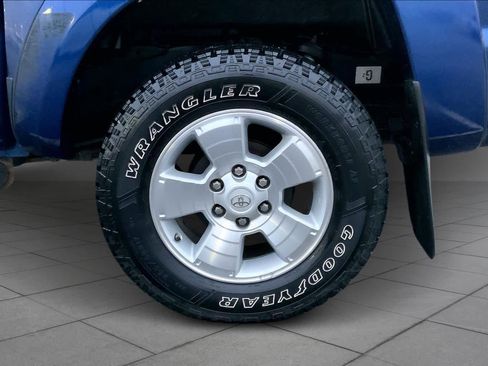 Used 2014 Toyota Tacoma 4x4 Double Cab w/ TRD Sport Package image 11