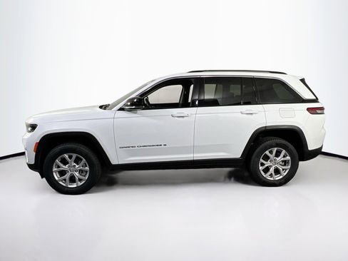 Used 2022 Jeep Grand Cherokee Limited image 8