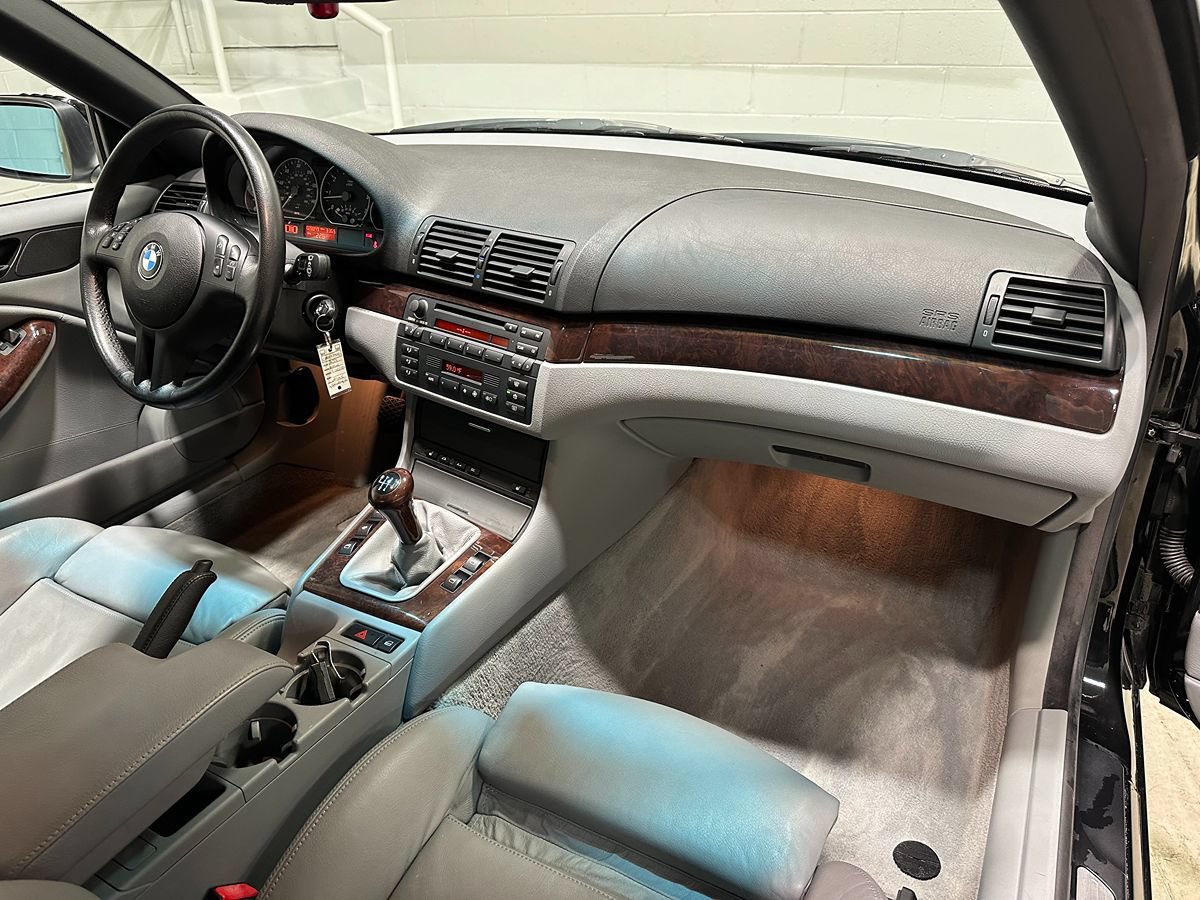 Used 2001 BMW 330Ci Convertible RWD image 10
