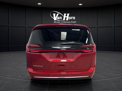 New 2026 Chrysler Pacifica Select FWD image 4