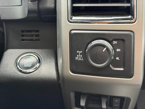 Used 2021 Ford F250 Lariat image 19