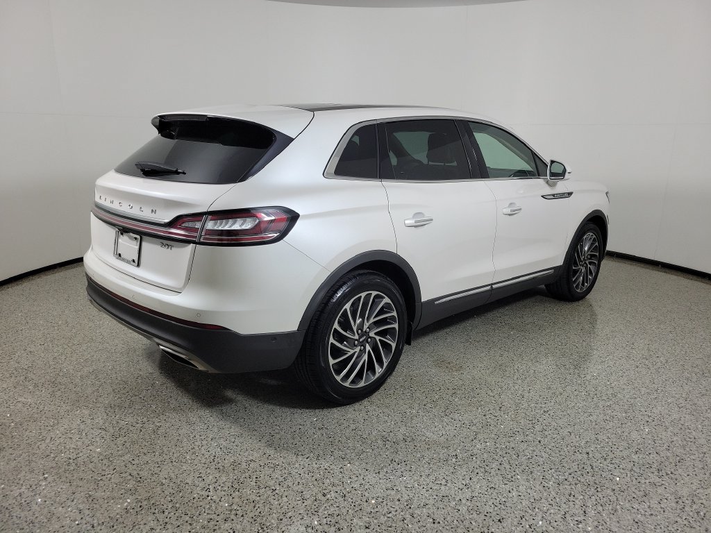 Used 2019 Lincoln Nautilus Reserve FWD image 4