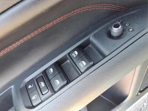 Used 2023 Jeep Compass Trailhawk AWD/4WD image 17