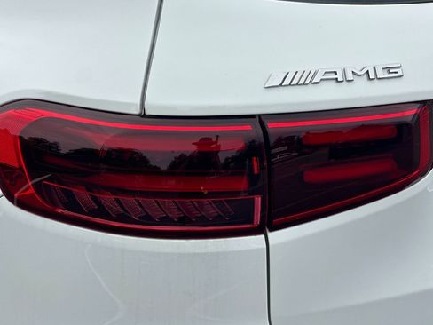 New 2025 Mercedes-Benz GLB 35 AMG 4MATIC image 12