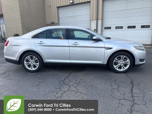 Used 2018 Ford Taurus SEL w/ Equipment Group 201A image 9