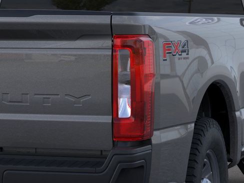 New 2026 Ford F350 XL w/ FX4 Off-Road Package image 21