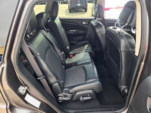 Used 2018 Dodge Journey Crossroad FWD image 14