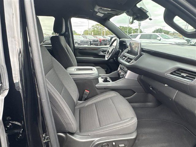 Used 2023 GMC Yukon SLE w/ Gmc Pro Safety Plus Package AWD/4WD image 27