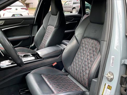 Used 2023 Audi S6 Prestige w/ Prestige Package image 18