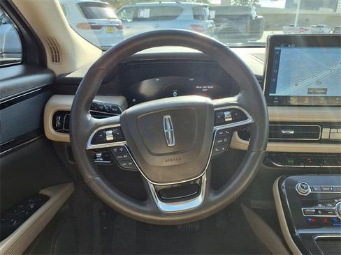 Certified 2022 Lincoln Nautilus Reserve w/ Monochromatic Package image 11