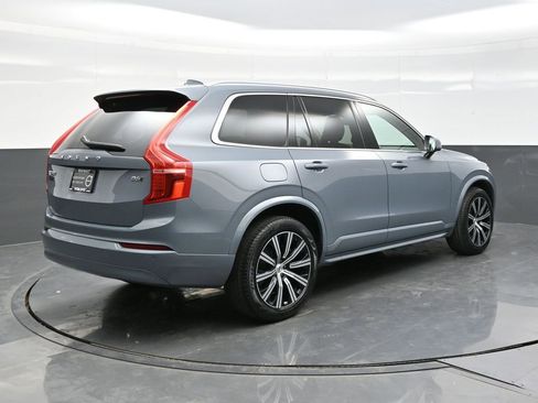 Used 2023 Volvo XC90 B6 Core w/ Climate Package image 7
