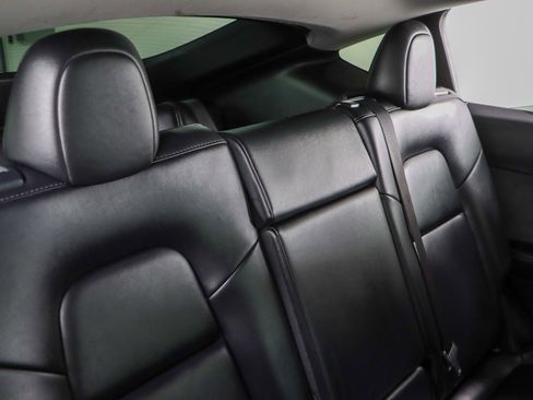 Used 2023 Tesla Model Y Long Range image 26