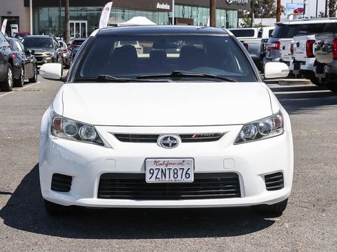 Used 2013 Scion tC FWD image 2